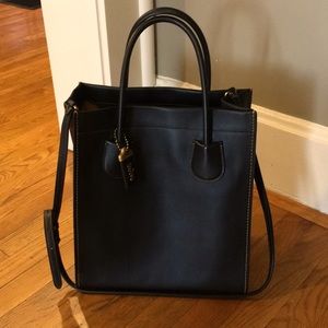 Coach black Cashin Carry Tote 29;